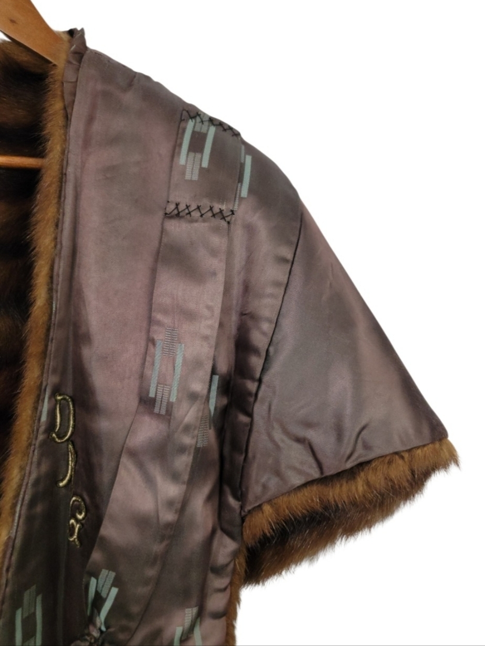 Vintage 50s Royal Furs Brown Mink Fur Stole Cross Front Capelet Shoulder Wrap - Picture 9 of 16